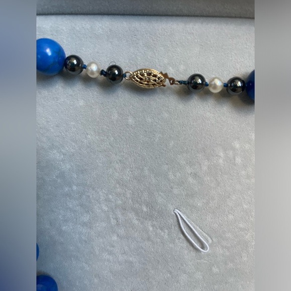 Beautiful Blue Lapis Necklace 9 Inches - Picture 2 of 4